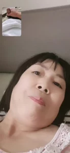 看到我大鸡吧几下她的白浆就出来了