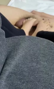 有木有喜欢让姐姐给你足交的，真诚素质的来