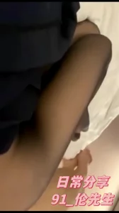 女朋友一号心甘情愿的被干